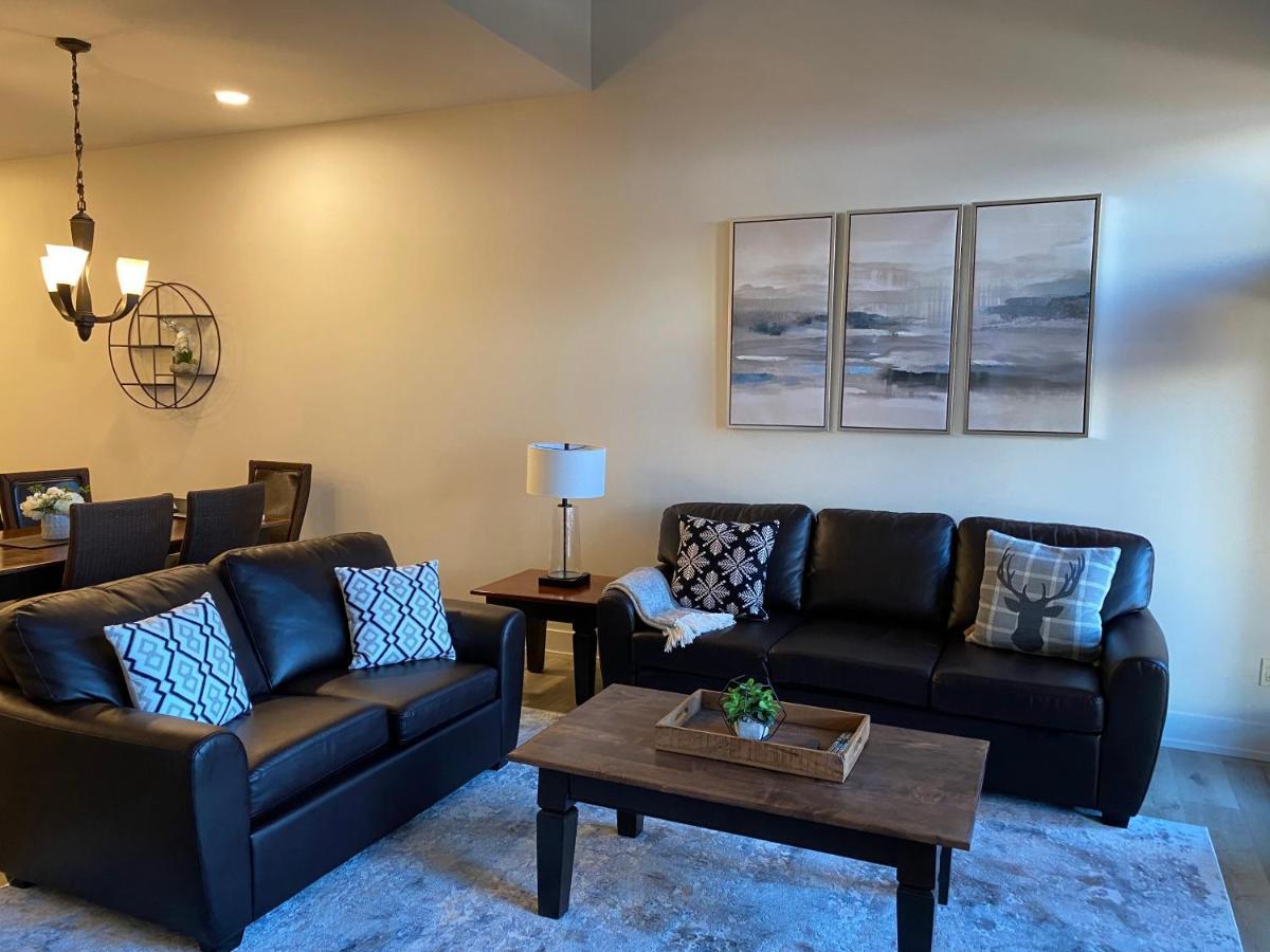 Hotel Spectacular Penthouse With Amazing Views, Indoor Pool And Hot Tub Canmore Exterior foto