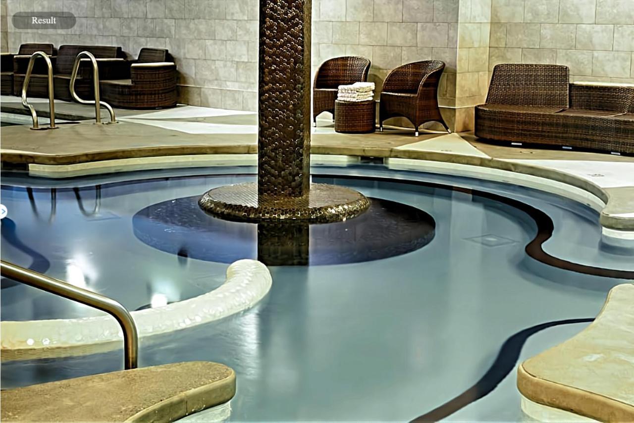 Hotel Spectacular Penthouse With Amazing Views, Indoor Pool And Hot Tub Canmore Exterior foto
