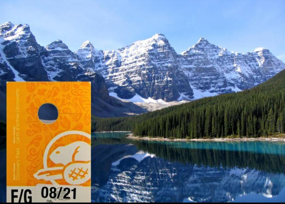 Hotel Spectacular Penthouse With Amazing Views, Indoor Pool And Hot Tub Canmore Exterior foto